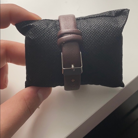 Watch - Picture 2 of 3